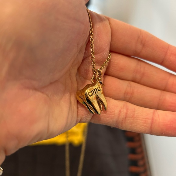 Vivienne Westwood Gold Tooth Pendant Necklace - Picture 3 of 3